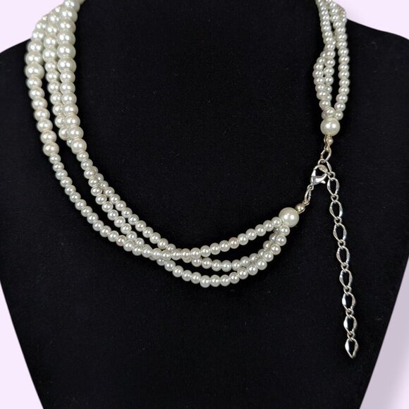 (2/$20) 3-Strand Graduated Faux Pearl Necklace - Picture 3 of 5